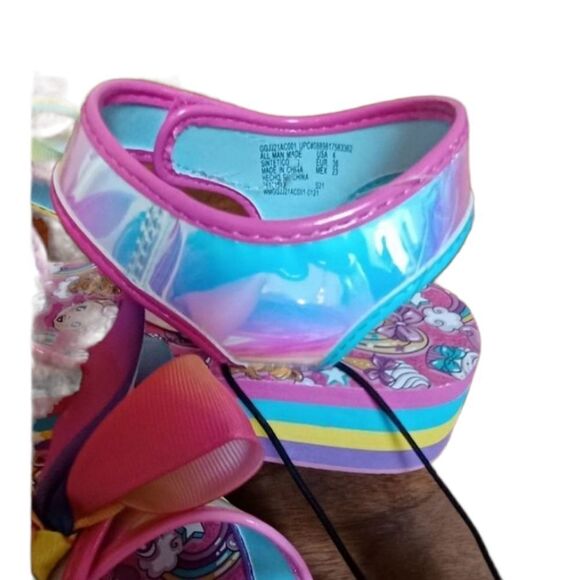 Nickelodeon Jojo Siwa Bow EVA Striped Rainbow Color Wedge Sandals  Size 4 - Picture 5 of 5